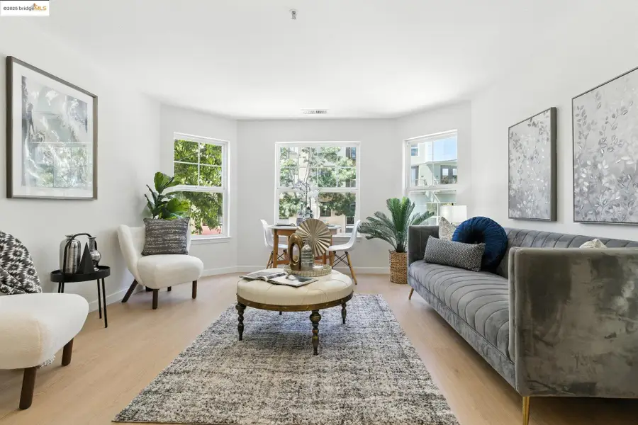 555 10th Street #201, Oakland, CA 94607 - Image #3