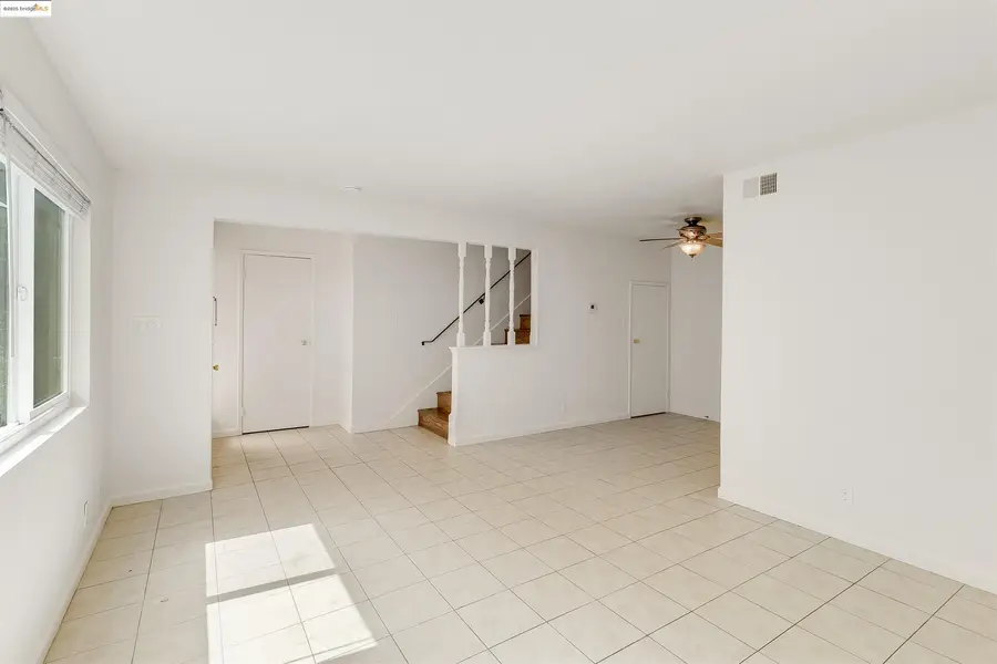 1064 Mohr Ln #C, Concord, CA 94518 - #2