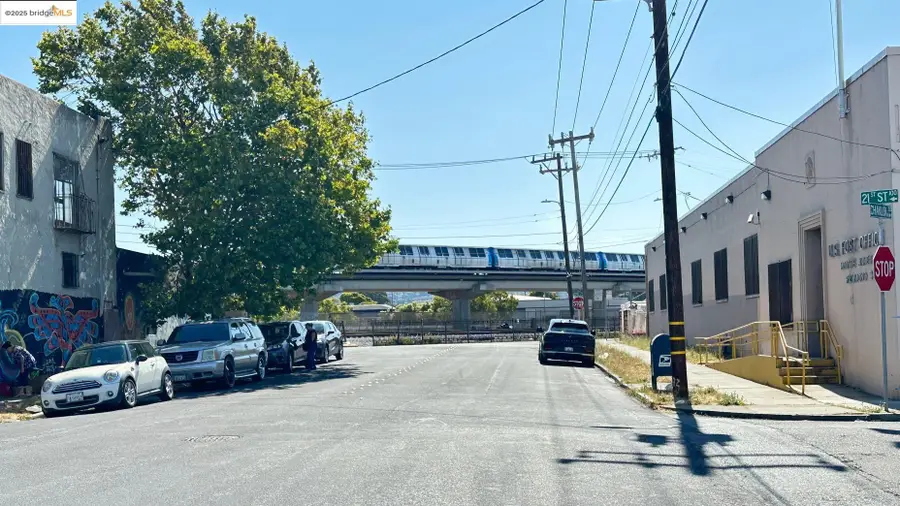 2031-2033 Chanslor Avenue, Richmond, CA 94801 - Image #3