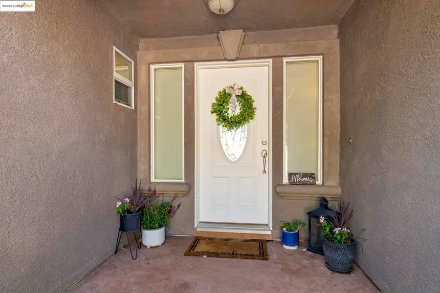 21212 Ridgeview Dr, Sonora, CA 95370 - Image #3