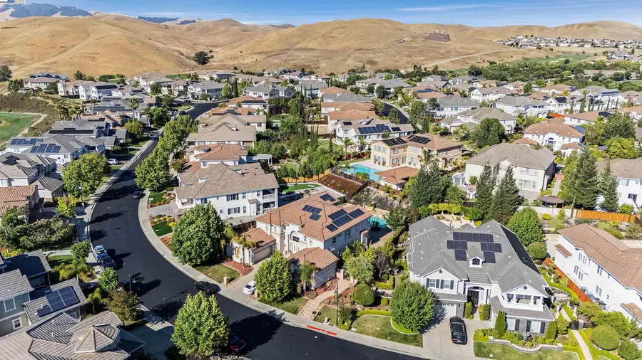 6013 Kingsmill Ter, Dublin, CA 94568 - Image #3