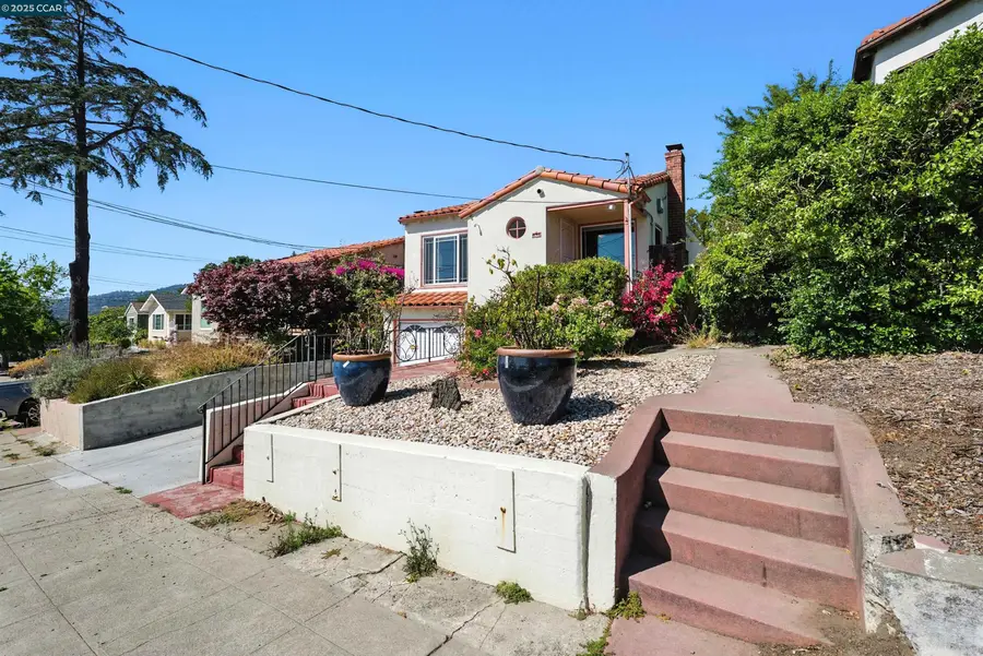 7420 Sunkist Dr, Oakland, CA 94605 - Image #2