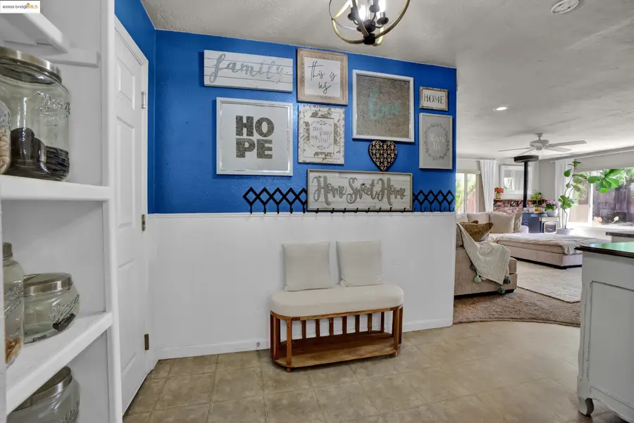 835 Elm Way, Rio Vista, CA 94571 - Image #3