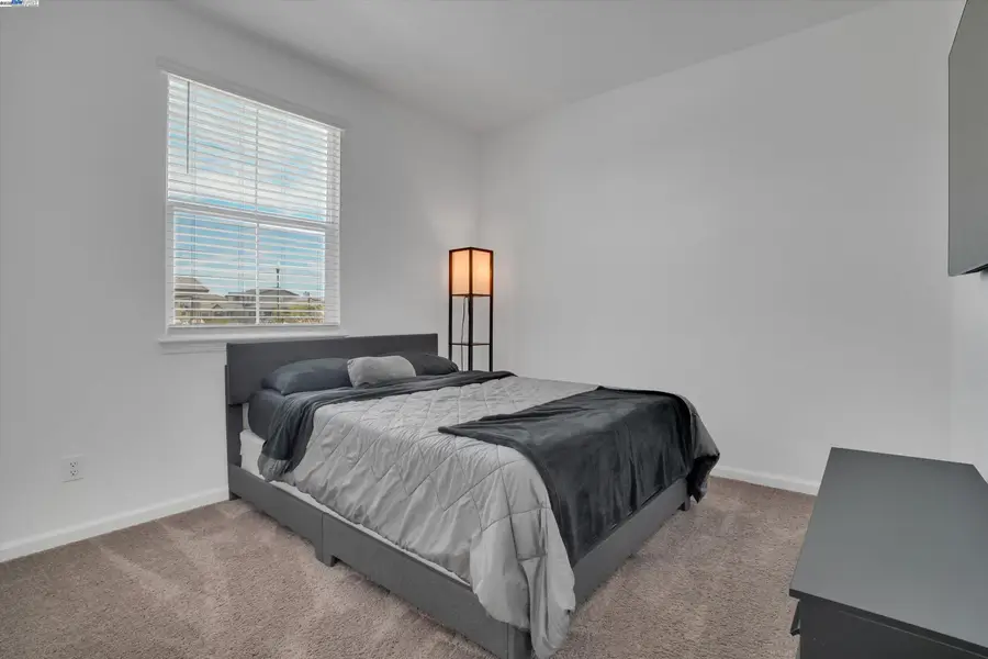 15455 Folktale Way, Lathrop, CA 95330 - Image #3