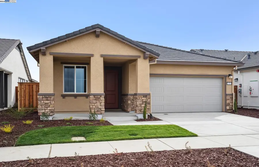 17870 Brightwood Avenue, Lathrop, CA 95330 - Image #2