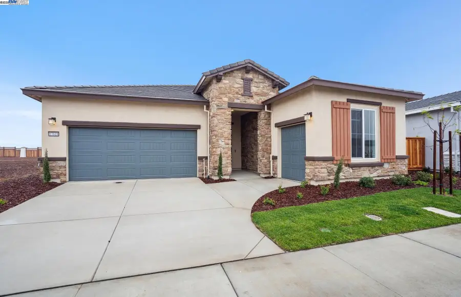 17618 Brightwood Avenue, Lathrop, CA 95330 - Image #2