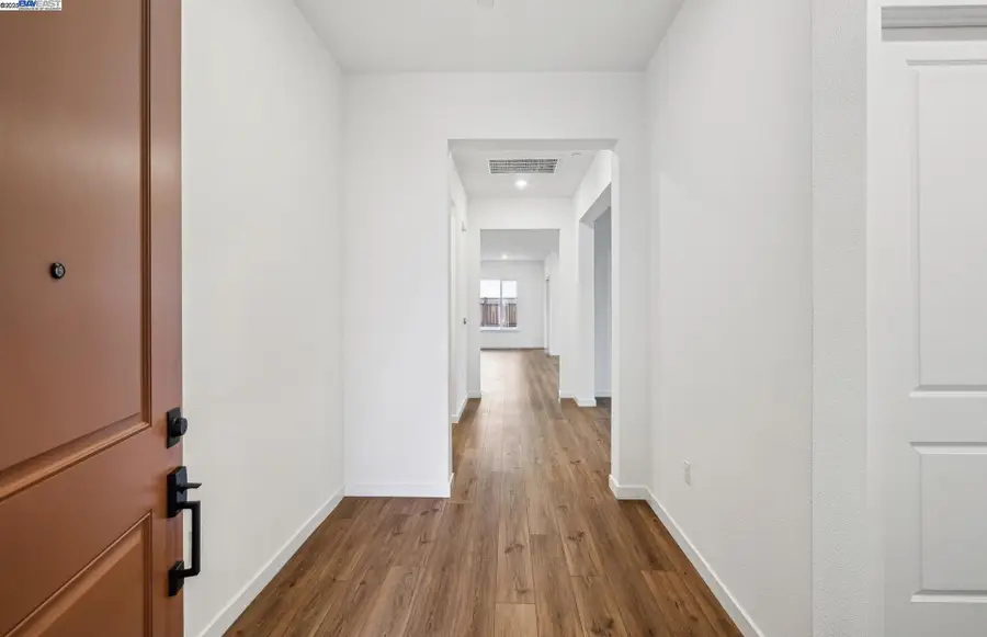 17618 Brightwood Avenue, Lathrop, CA 95330 - Image #3