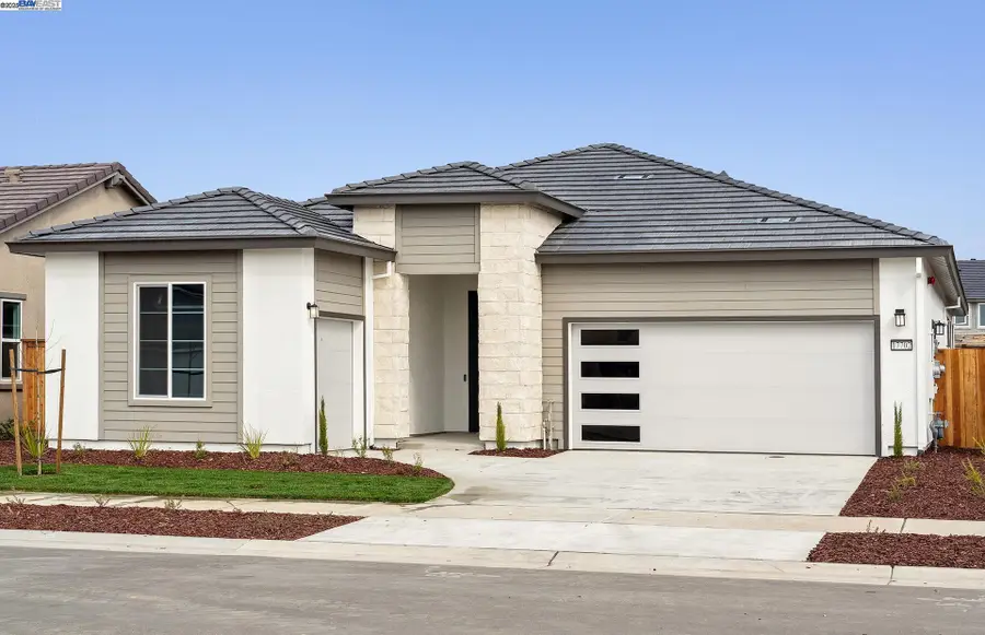 17702 Brightwood Avenue, Lathrop, CA 95330 - Image #2