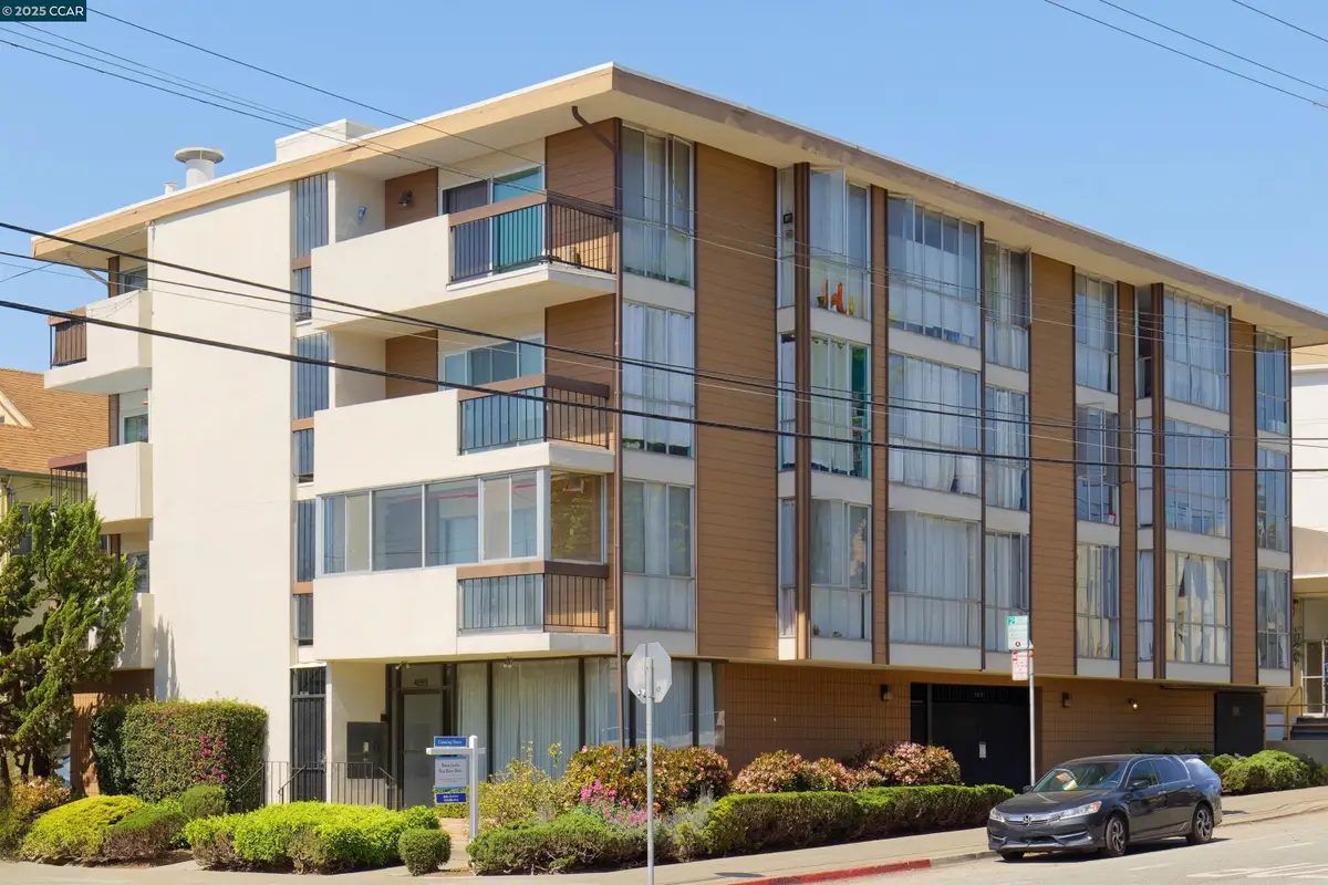4099 Howe Street #203, Oakland, CA 94611 - Image #1