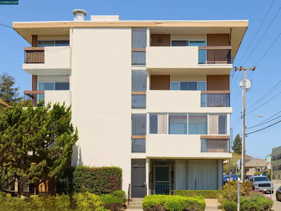 4099 Howe Street #203, Oakland, CA 94611 - Image #3
