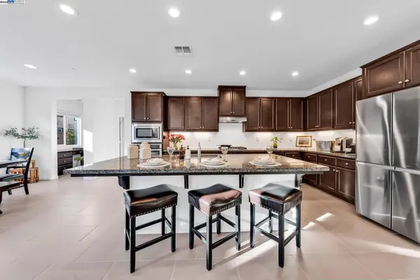 2305 Augusta Ave, Tracy, CA 95377