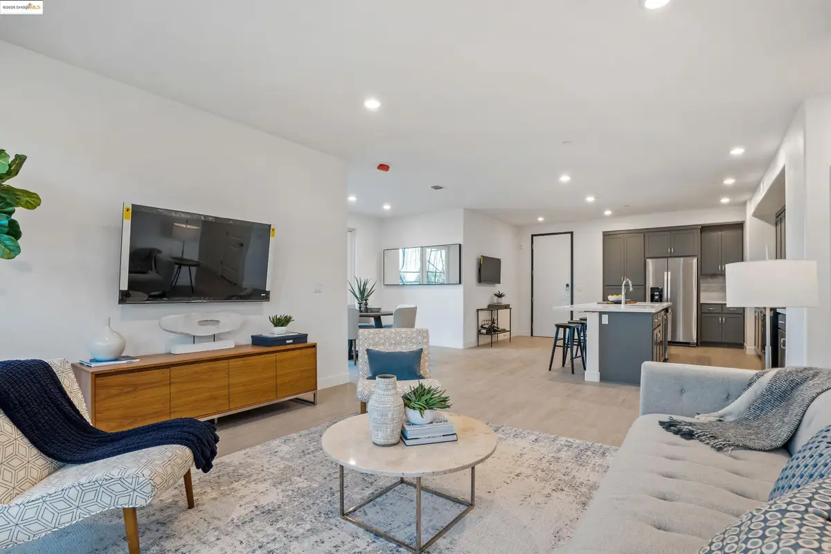 500 Somi Ct. #209, Hayward, CA 94544 - #1