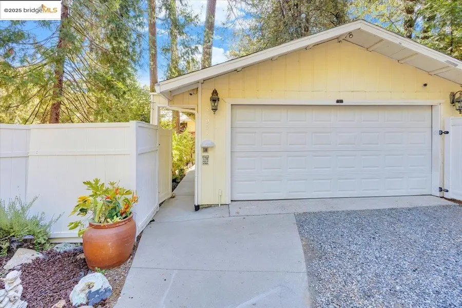 21931 Glenwood Rd, Sonora, CA 95370 - Image #2