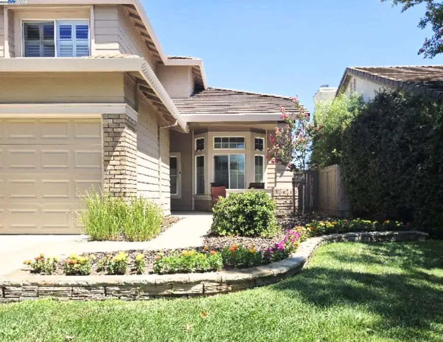 1469 Mayfield Street, Sacramento, CA 95835 - Image #2