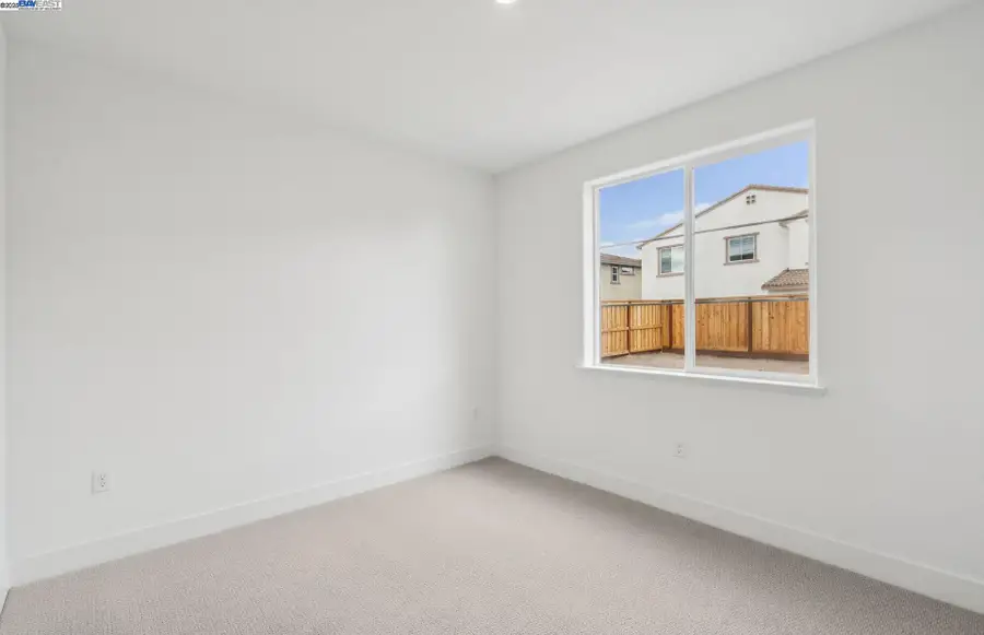 373 E Gobind Blvd, Mountain House, CA 95391 - Image #2