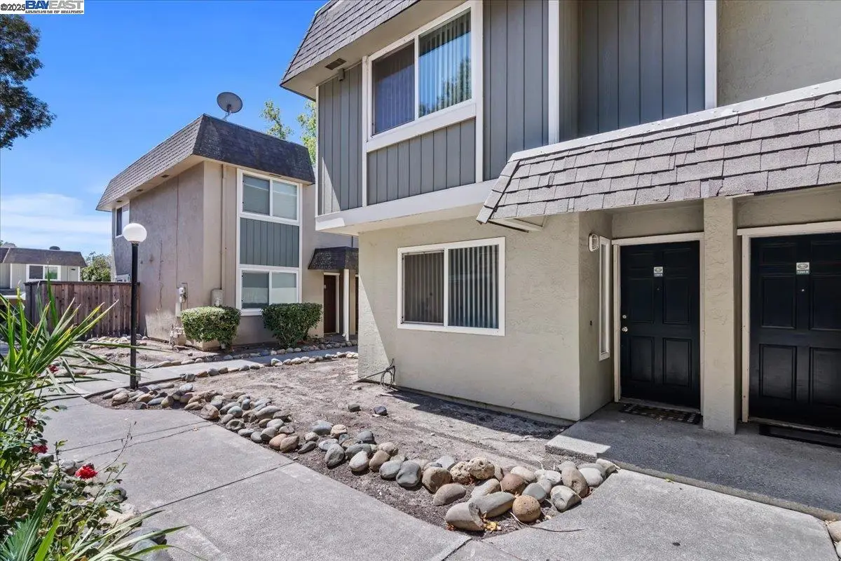 1354 Callen St #A, Vacaville, CA 95688 - Image #1