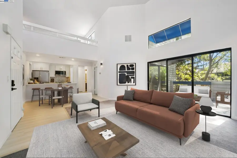 1089 Foxchase Dr, San Jose, CA 95123 - Image #3