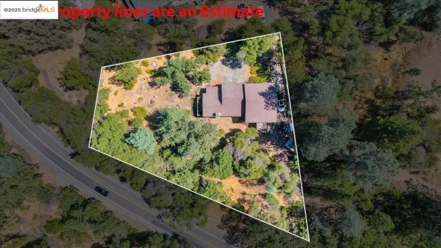 23642 Porcina Way, Columbia, CA 95310 - Image #3