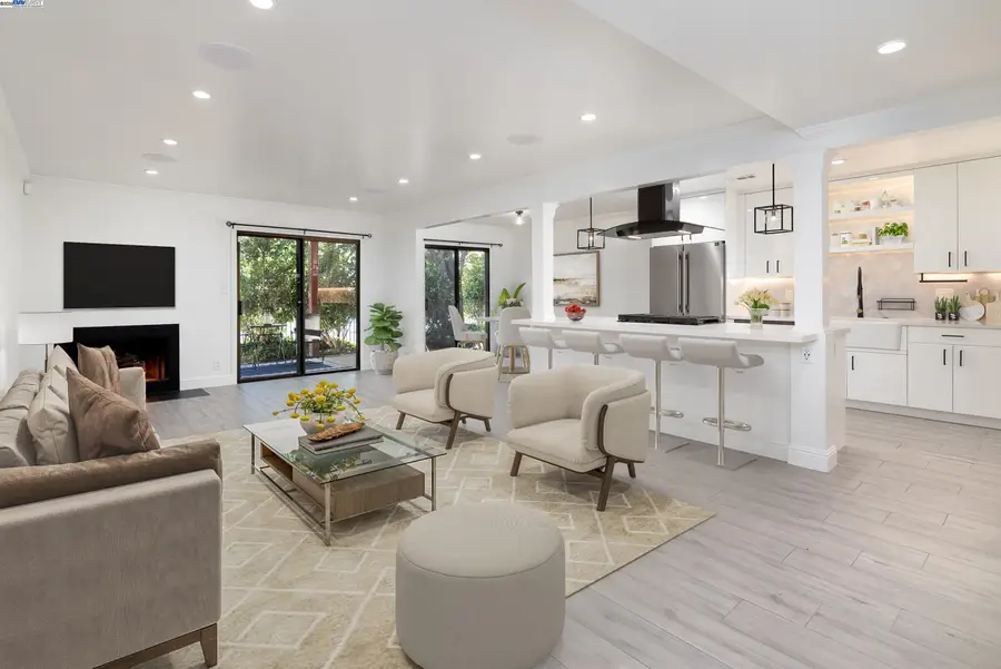 20111 W Ridge Ct #12, Castro Valley, CA 94546 - Image #3