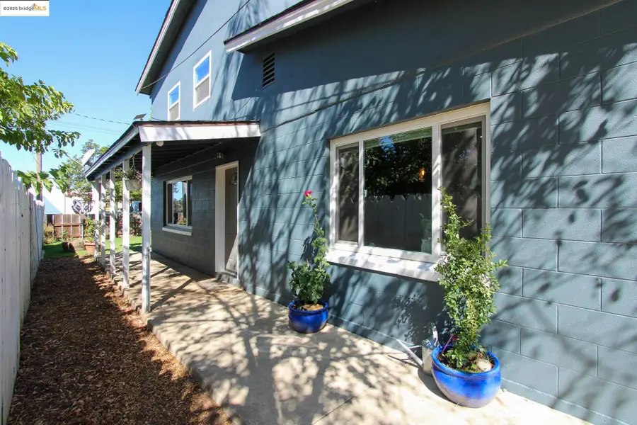 695 Stanislaus Ave, Angels Camp, CA 95222 - Image #2