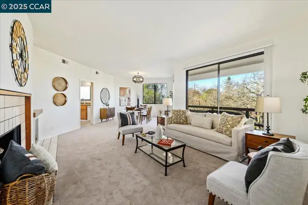 3711 Terra Granada #1B, Walnut Creek, CA 94595