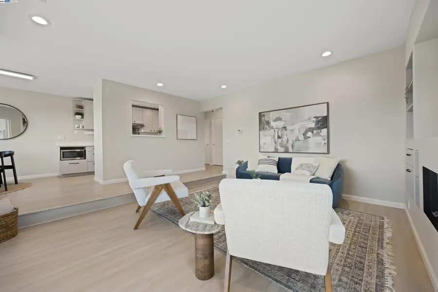 21117 Gary Dr #105, Hayward, CA 94546 - Image #2