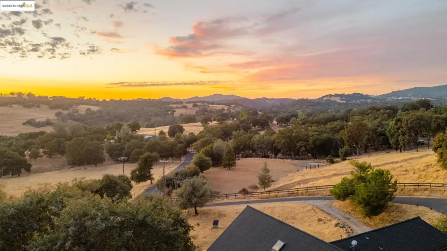 13225 Armistead Cir, Sonora, CA 95370 - Image #2