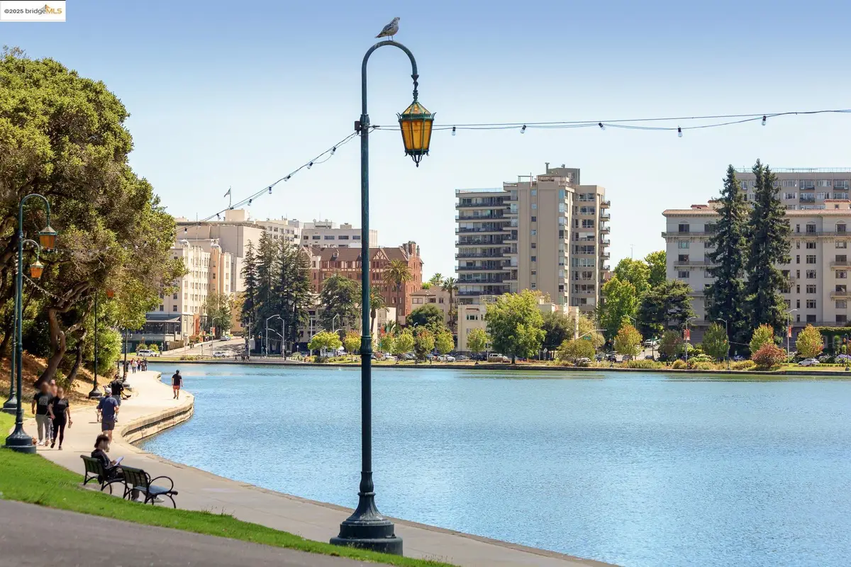 177 19th St #10E, Oakland, CA 94612 - Image #1