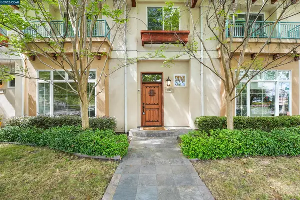 1539 Geary Rd #C, Walnut Creek, CA 94597