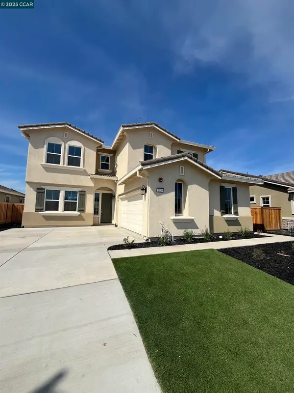 2750 Moonflower Street, West Sacramento, CA 95691