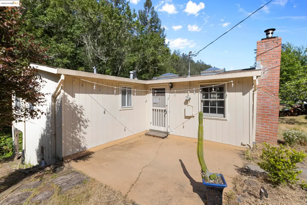 204 Resaca Ave, Forest Knolls, CA 94933 - Image #1
