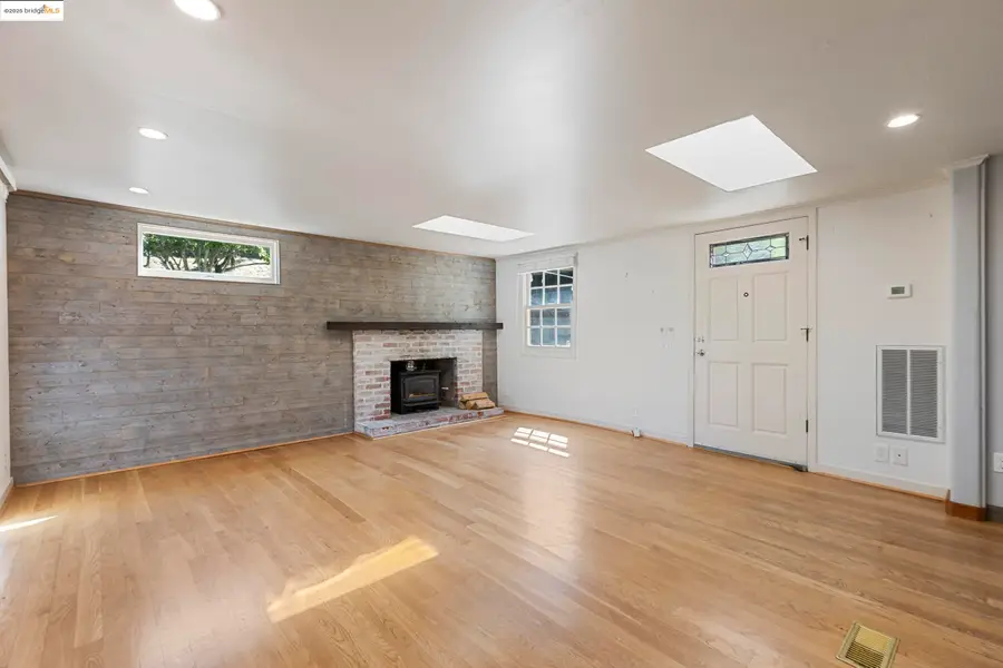 204 Resaca Ave, Forest Knolls, CA 94933 - Image #3