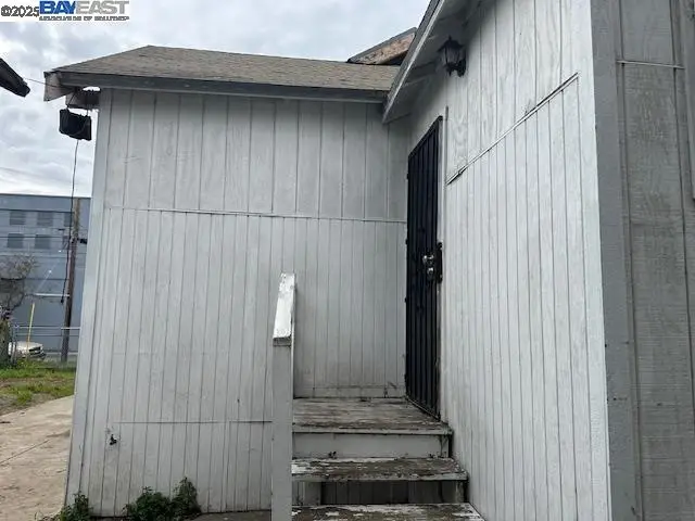 1024 50th Ave, Oakland, CA 94601 - Image #2