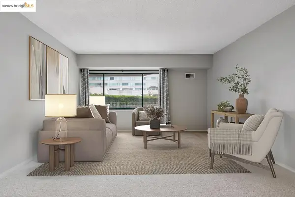 988 Franklin #328, Oakland, CA 94607