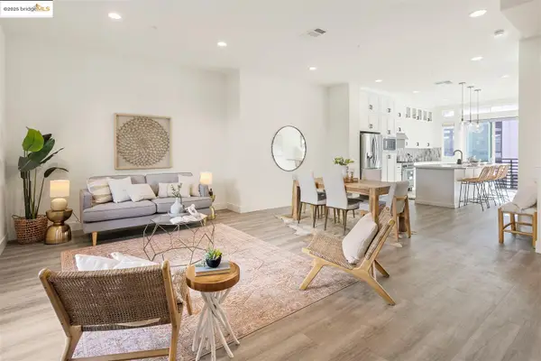 2048 Starling Ln, Alameda, CA 94501