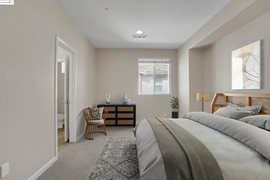 414 Palmer Ave, Hayward, CA 94541 - Image #2