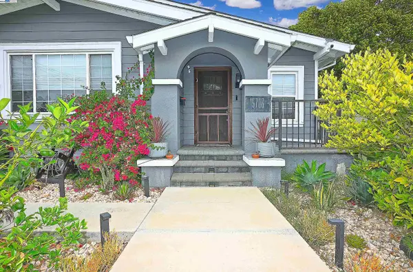 5706 Brookdale Ave, Oakland, CA 94605