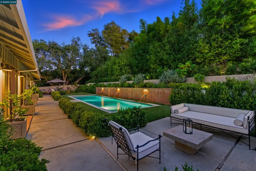 47 Charles Hill Cir, Orinda, CA 94563 - Image #2