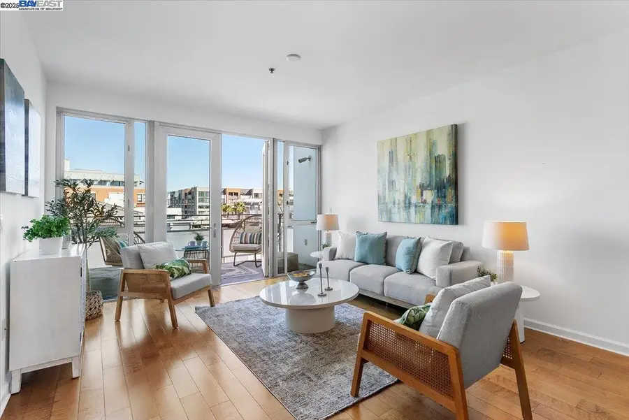 200 2nd St #503, Oakland, CA 94607 - Image #2