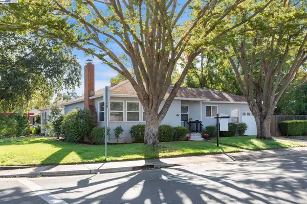 3719 60th St, Sacramento, CA 95820