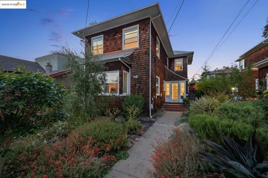 2417 Webster St, Berkeley, CA 94705 - Image #2