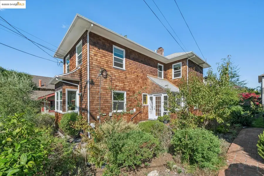 2417 Webster St, Berkeley, CA 94705 - Image #3