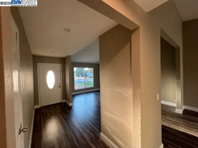 607 Crested Dr, Suisun City, CA 94585 - Image #3