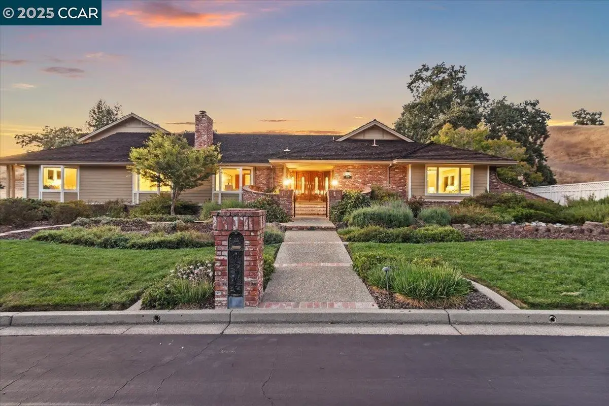 2385 Holly Oak Dr, Danville, CA 94506 - Image #1