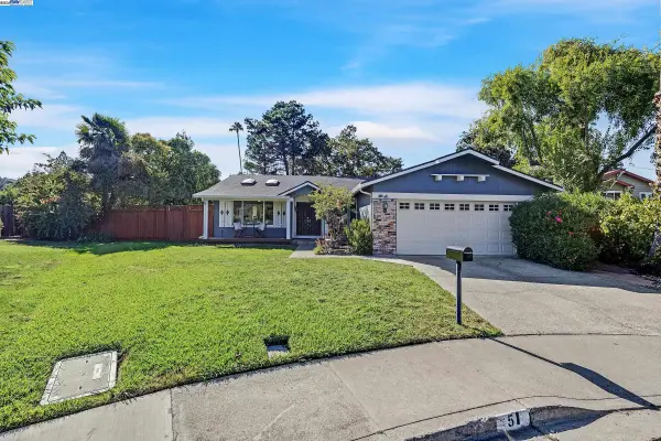51 Picardy Ct, Walnut Creek, CA 94597