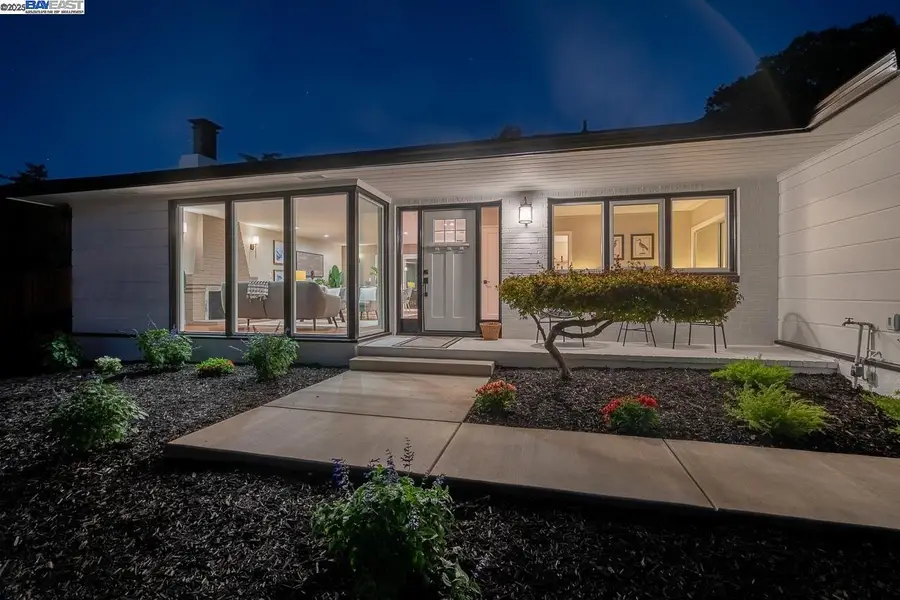 2818 Steinmetz Way, Oakland, CA 94602 - Image #3