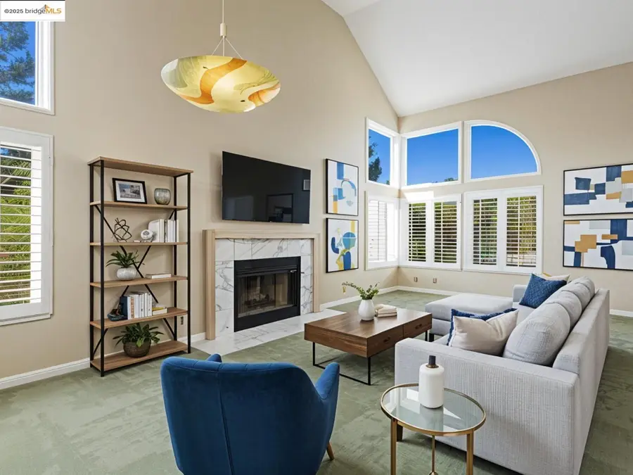 2700 Carmen Ct, Pinole, CA 94564 - Image #2