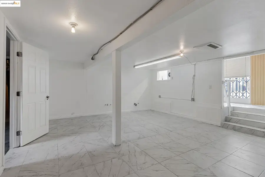 3109 Sacramento St, Berkeley, CA 94702 - Image #3