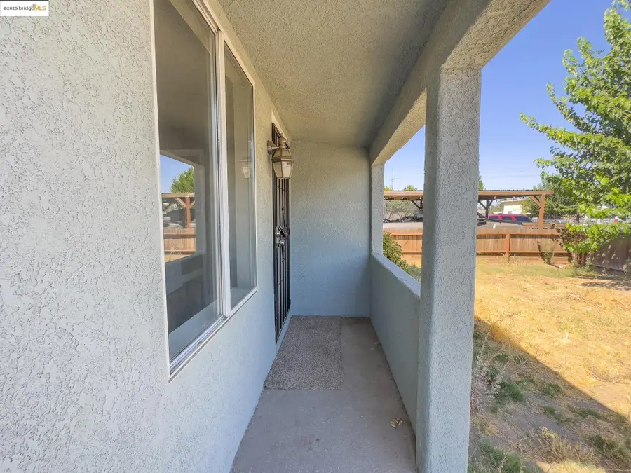 710 Atlantic Dr, Modesto, CA 95358 - Image #3