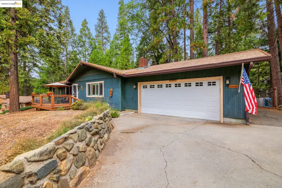 18814 Middle Camp Sugar Pine Rd, Twain Harte, CA 95383 - Image #3